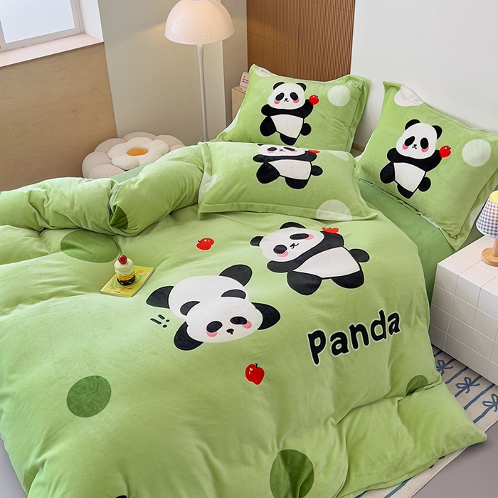 91家纺网 家纺一手货源 找家纺 福来临家纺 2025牛奶绒大版卡通四件套 熊猫乐园