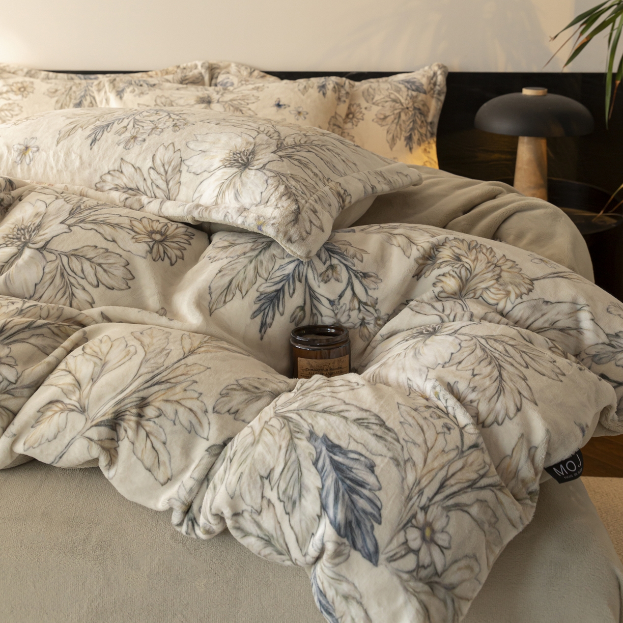 91家纺网 家纺一手货源 找家纺 寐绸家纺 2025秋冬新款230g牛奶绒数码印花四件套 数码四件套-芊芊如意