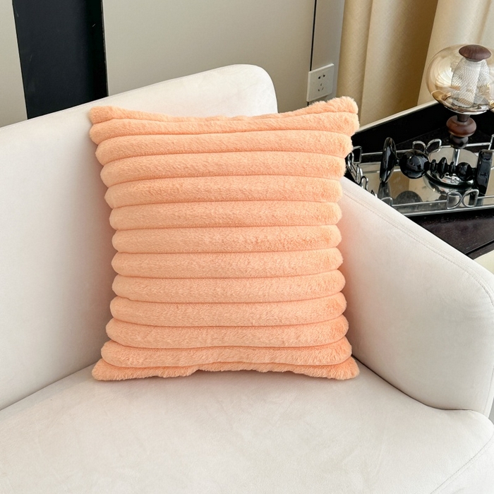 91家纺网 家纺一手货源 找家纺 （总）新奇异 2025新款仿兔毛绒抱枕（支持定制）