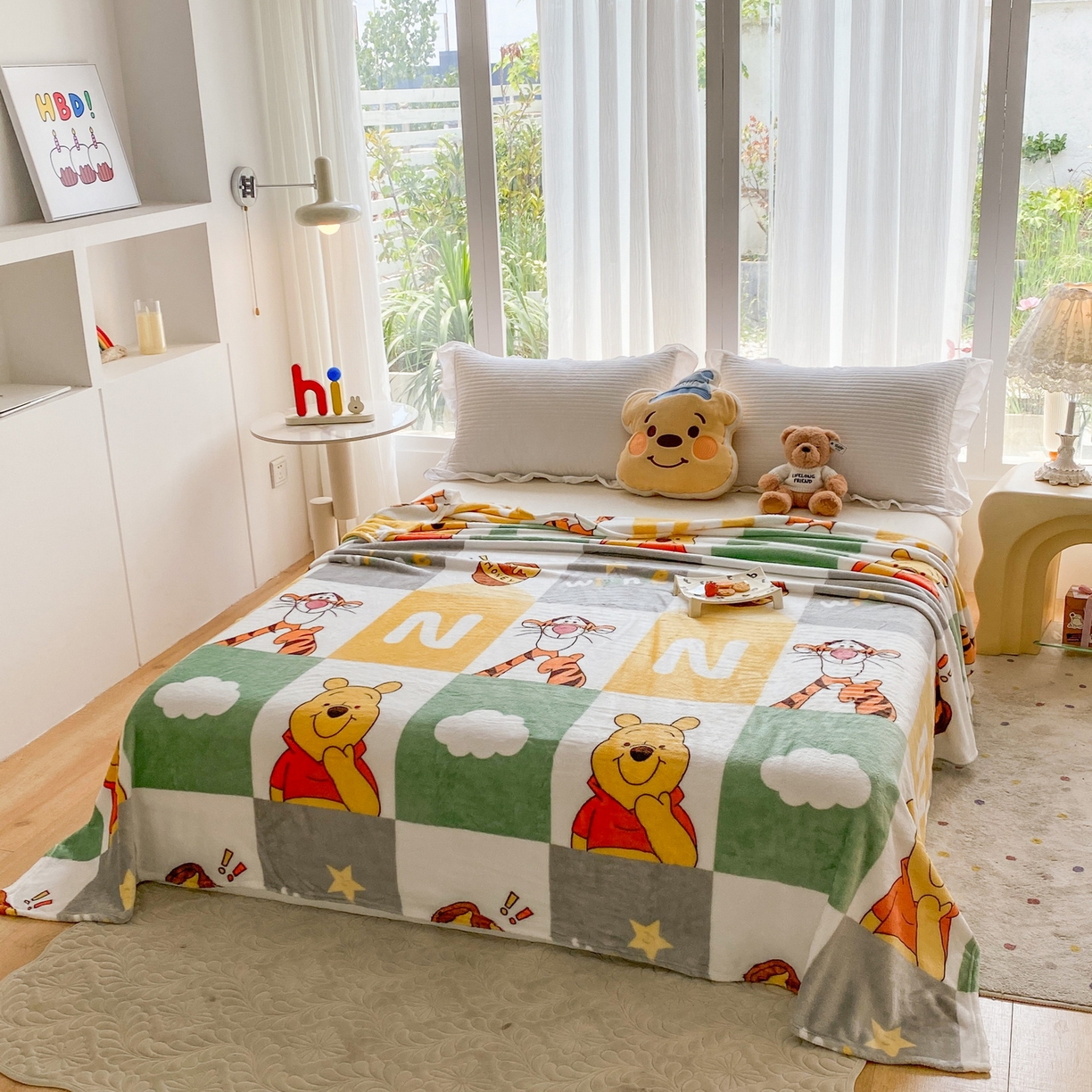 91家纺网 家纺一手货源 找家纺 一电 2025新款卡通高克重双面法莱绒毛毯四季盖毯 虎熊格秀