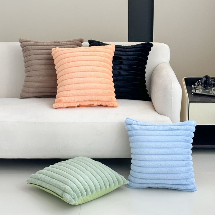 91家纺网 家纺一手货源 找家纺 （总）新奇异 2025新款仿兔毛绒抱枕（支持定制）