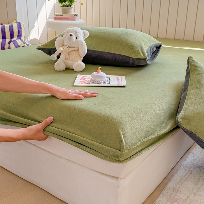 91家纺网 家纺一手货源 找家纺 （总）大元 2025新款ins加厚小清新牛奶绒羊羔绒毛毯午睡毯沙发盖毯