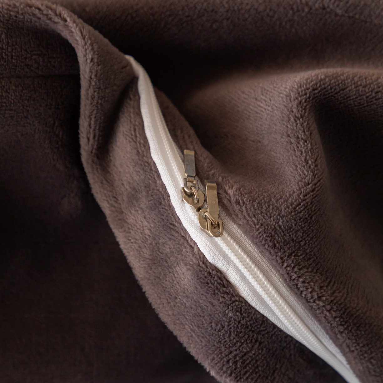 91家纺网 家纺一手货源 找家纺 寐绸家纺 2025秋冬新款230g牛奶绒数码印花四件套 数码四件套-生机勃勃