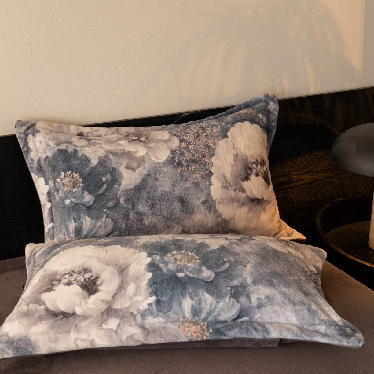 91家纺网 家纺一手货源 找家纺 寐绸家纺 2025秋冬新款230g牛奶绒数码印花四件套 数码四件套-生机勃勃