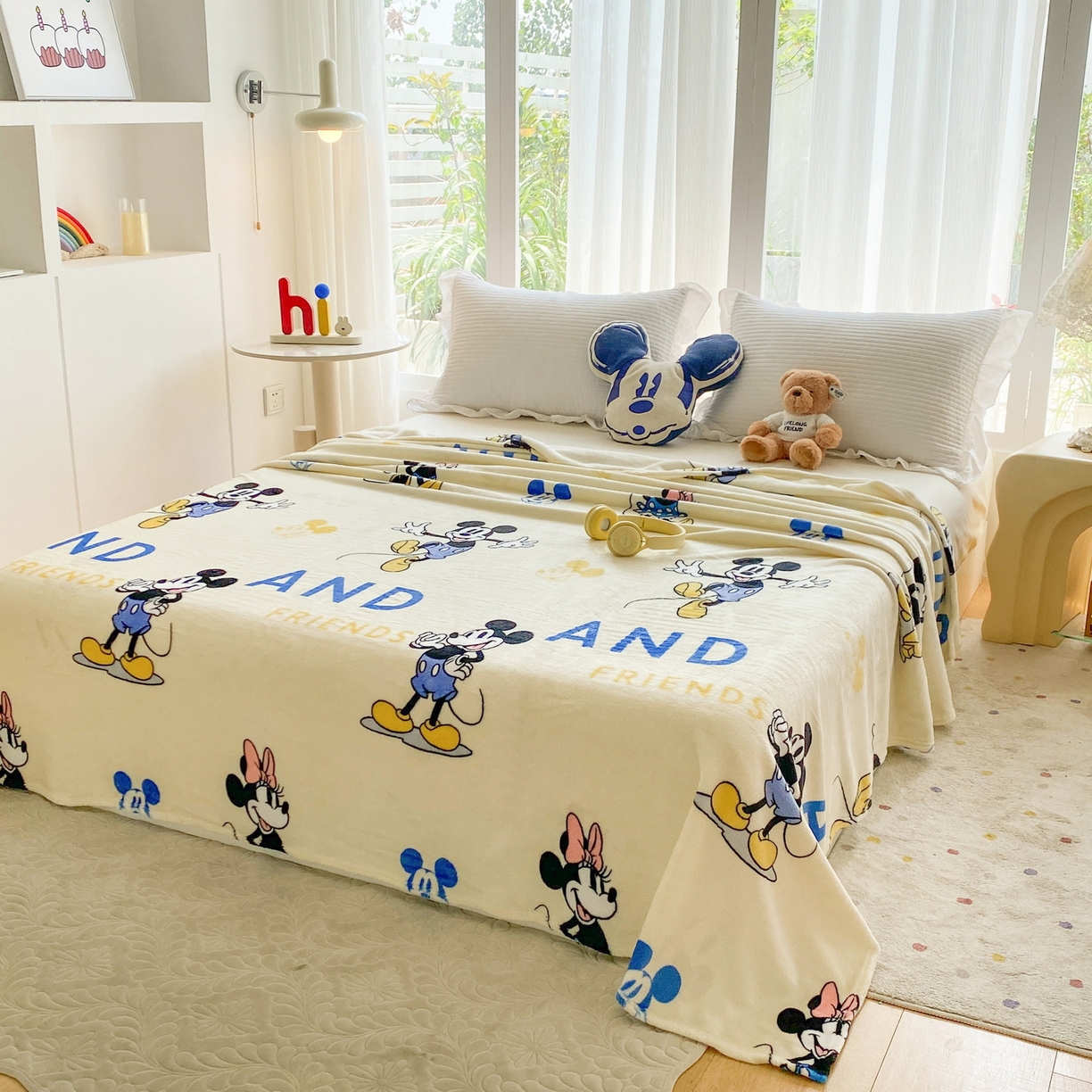 91家纺网 家纺一手货源 找家纺 一电 2025新款卡通高克重双面法莱绒毛毯四季盖毯 奇妮斗舞