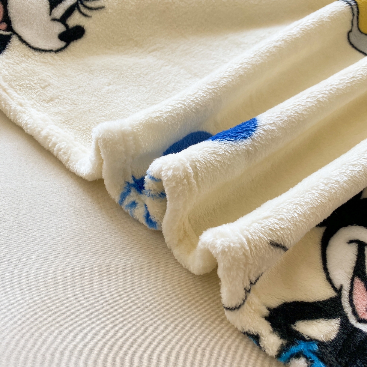 91家纺网 家纺一手货源 找家纺 一电 2025新款卡通高克重双面法莱绒毛毯四季盖毯 奇妮斗舞