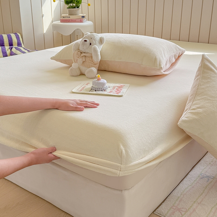 91家纺网 家纺一手货源 找家纺 （总）大元 2025新款200g纯色牛奶绒单床笠单床单