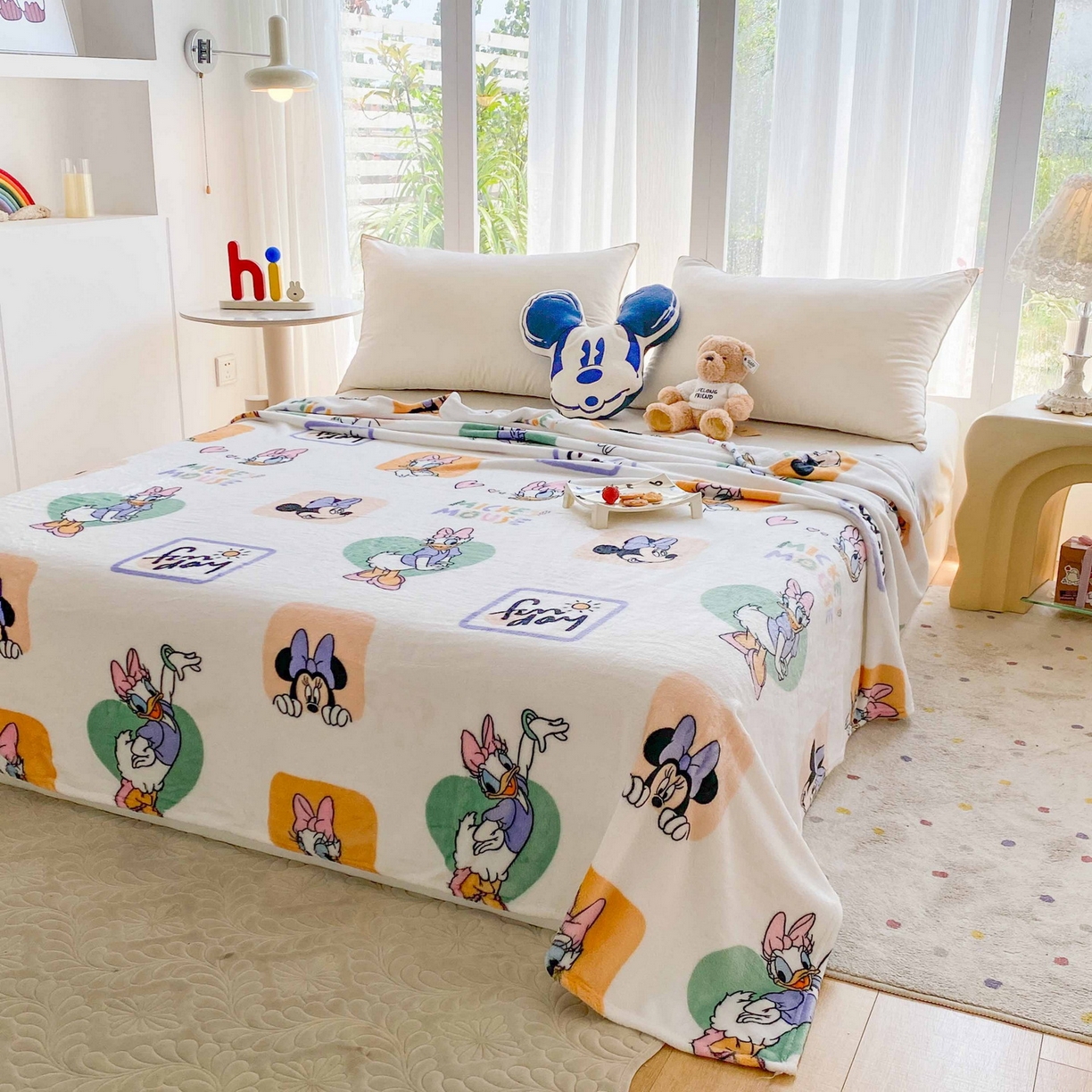 91家纺网 家纺一手货源 找家纺 一电 2025新款卡通高克重双面法莱绒毛毯四季盖毯 鼠看鸭跳