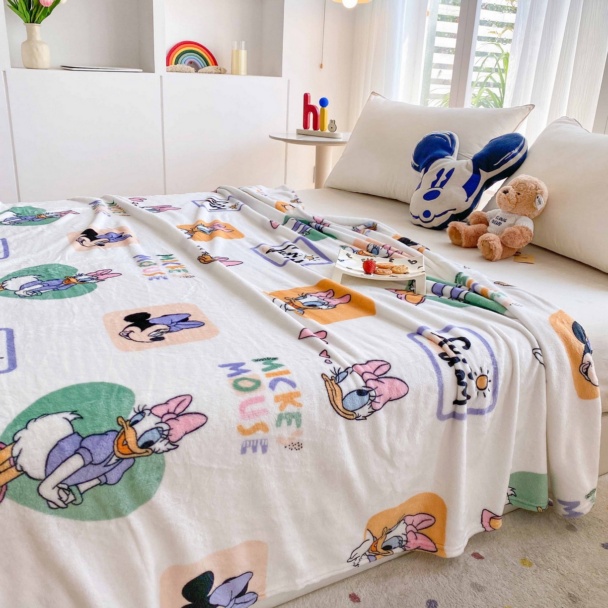 91家纺网 家纺一手货源 找家纺 一电 2025新款卡通高克重双面法莱绒毛毯四季盖毯 鼠看鸭跳