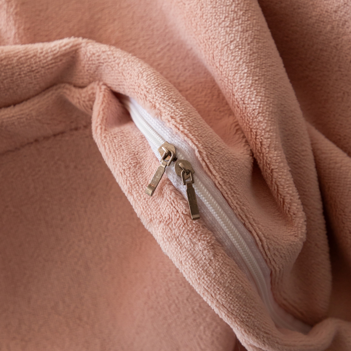 91家纺网 家纺一手货源 找家纺 寐绸家纺 2025秋冬新款230g牛奶绒数码印花四件套 数码四件套-炫彩