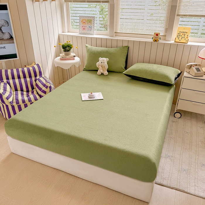 91家纺网 家纺一手货源 找家纺 大元 2025新款200g纯色牛奶绒单床笠单床单 果绿