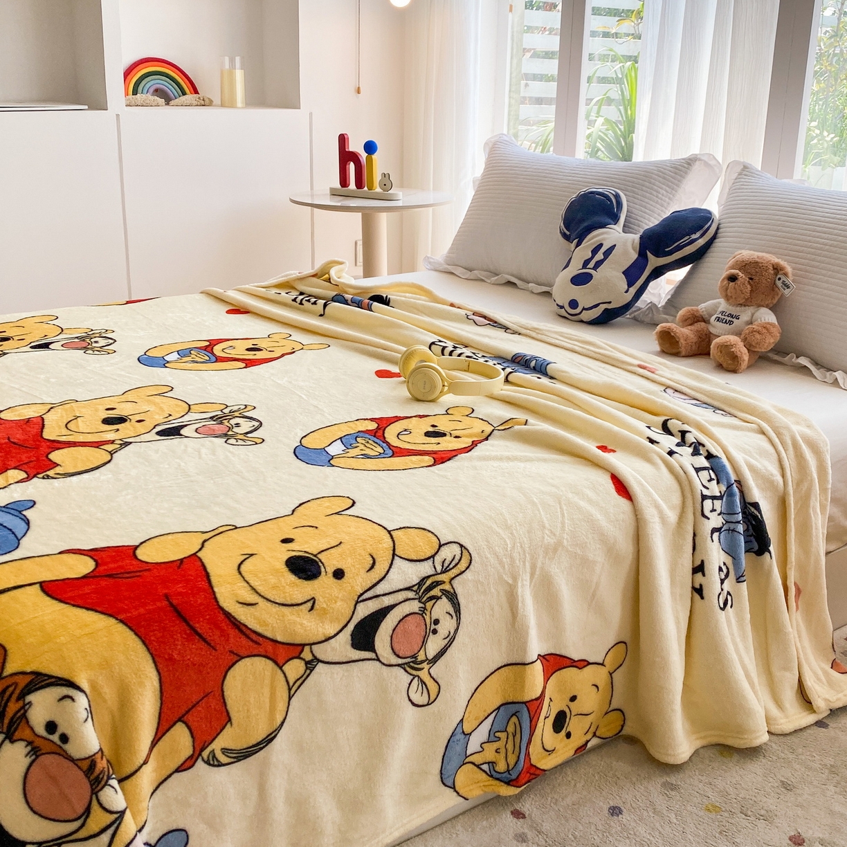 91家纺网 家纺一手货源 找家纺 一电 2025新款卡通高克重双面法莱绒毛毯四季盖毯 维尼聚友