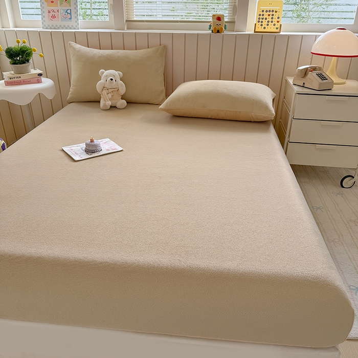 91家纺网 家纺一手货源 找家纺 大元 2025新款200g纯色牛奶绒单床笠单床单 米杏