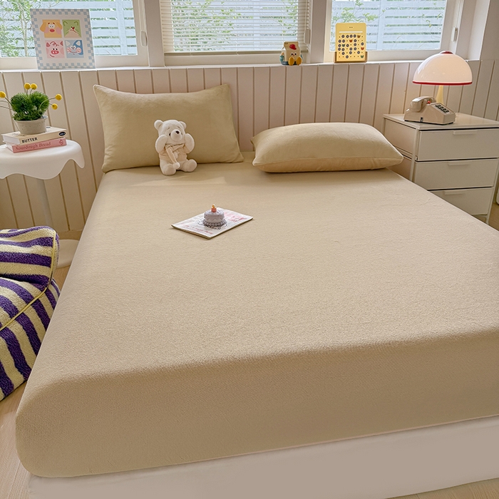 91家纺网 家纺一手货源 找家纺 大元 2025新款200g纯色牛奶绒单床笠单床单 米杏