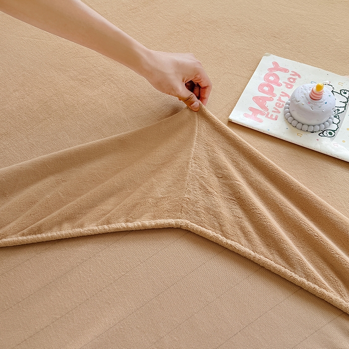 91家纺网 家纺一手货源 找家纺 大元 2025新款200g纯色牛奶绒单床笠单床单 奶茶咖