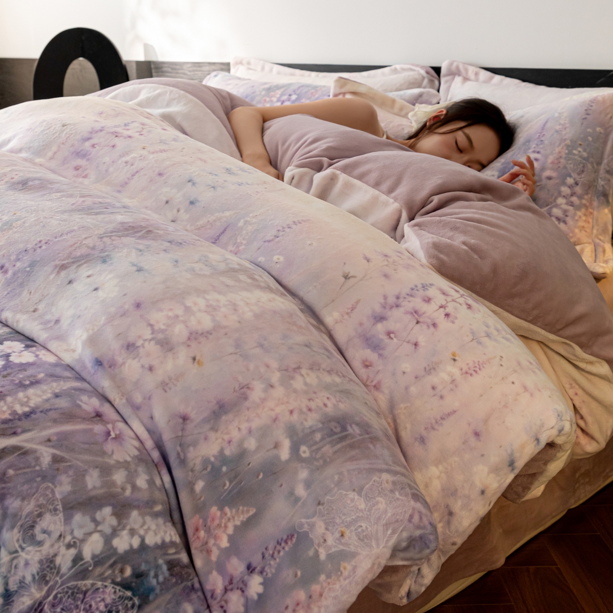 91家纺网 家纺一手货源 找家纺 寐绸家纺 2025秋冬新款230g牛奶绒数码印花四件套 数码四件套-薰衣草之恋