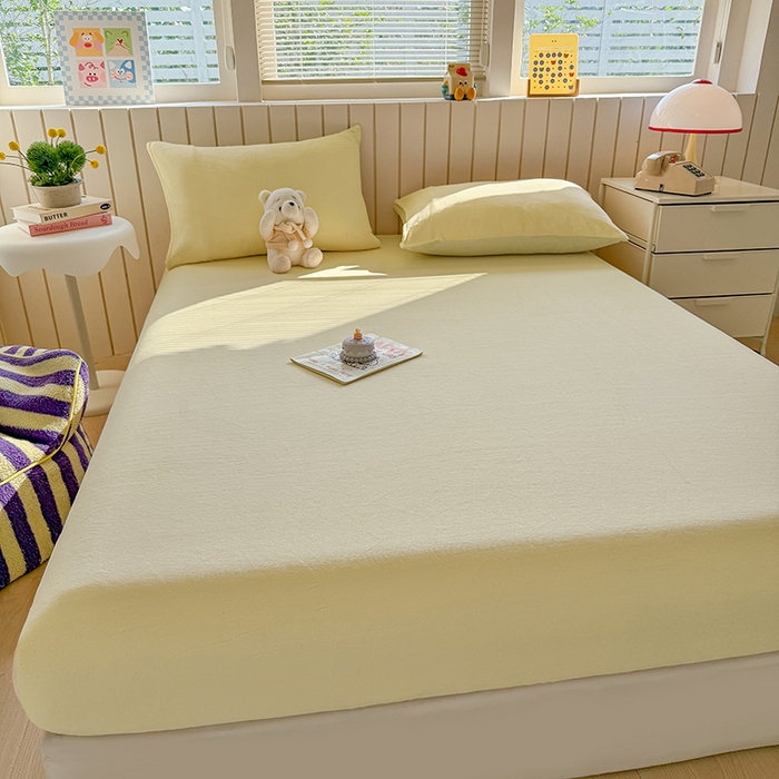 91家纺网 家纺一手货源 找家纺 大元 2025新款200g纯色牛奶绒单床笠单床单 奶昔黄