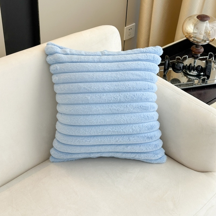 91家纺网 家纺一手货源 找家纺 新奇异 2025新款仿兔毛绒抱枕（支持定制） 蓝色