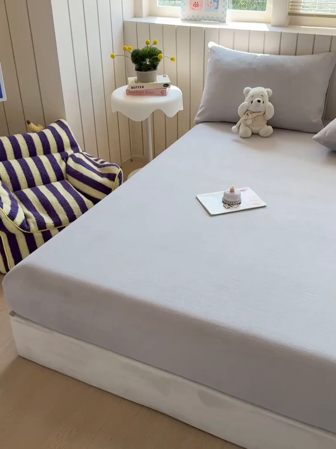 91家纺网 家纺一手货源 找家纺 大元 2025新款200g纯色牛奶绒单床笠单床单 浅米灰