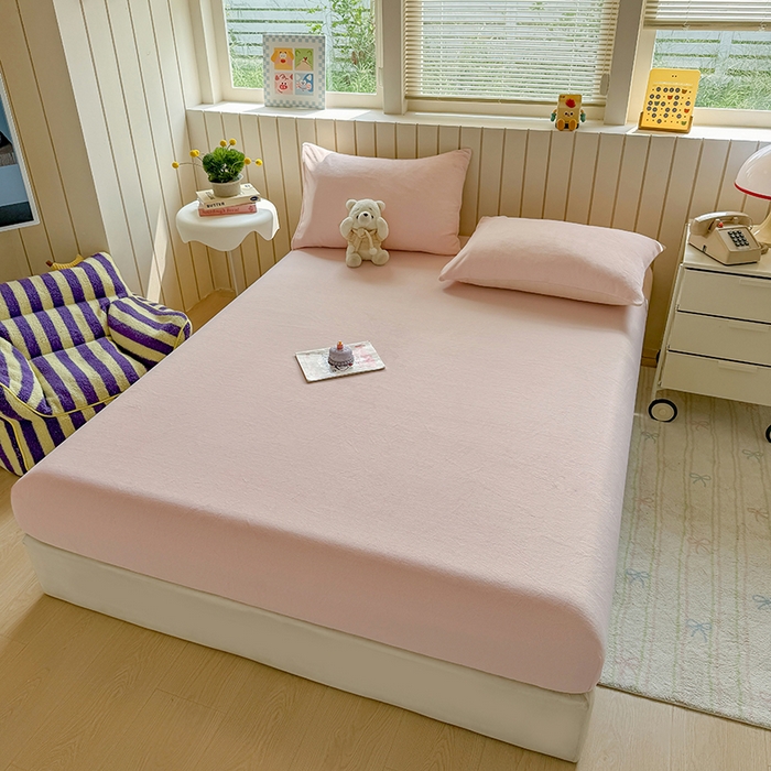 91家纺网 家纺一手货源 找家纺 大元 2025新款200g纯色牛奶绒单床笠单床单 桃粉