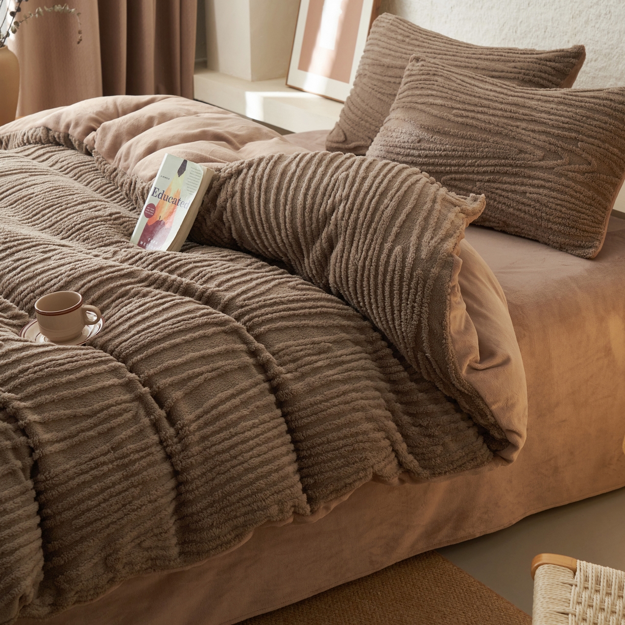 91家纺网 家纺一手货源 找家纺 （总）寐绸家纺 2025秋冬新款230g牛奶绒树纹提花四件套