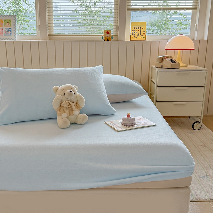 91家纺网 家纺一手货源 找家纺 大元 2025新款200g纯色牛奶绒单床笠单床单 天蓝