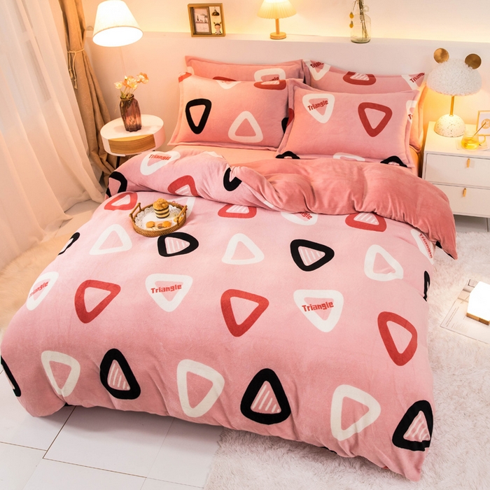 91家纺网 家纺一手货源 找家纺 宅部落 2025新款高克重牛奶绒四件套法莱绒三件套单被套 简约时代