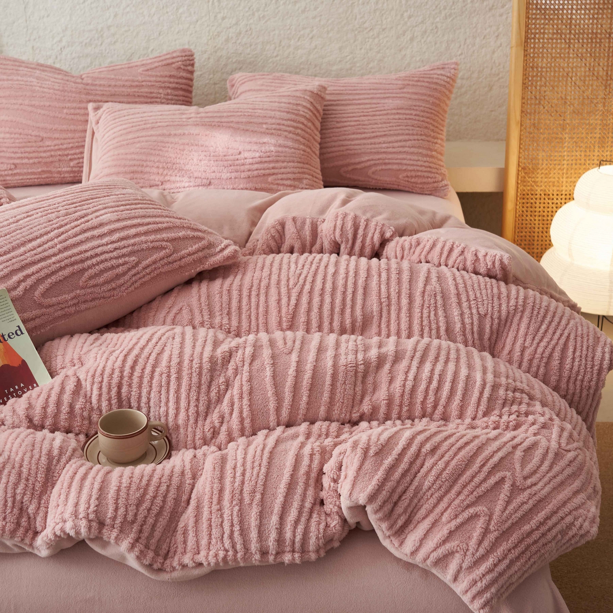 91家纺网 家纺一手货源 找家纺 寐绸家纺 2025秋冬新款230g牛奶绒树纹提花四件套 树纹提花牛奶绒-豆沙