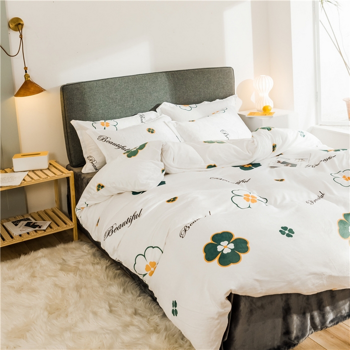 91家纺网 家纺一手货源 找家纺 宅部落 2025新款高克重牛奶绒四件套法莱绒三件套单被套 爱的花语（白）