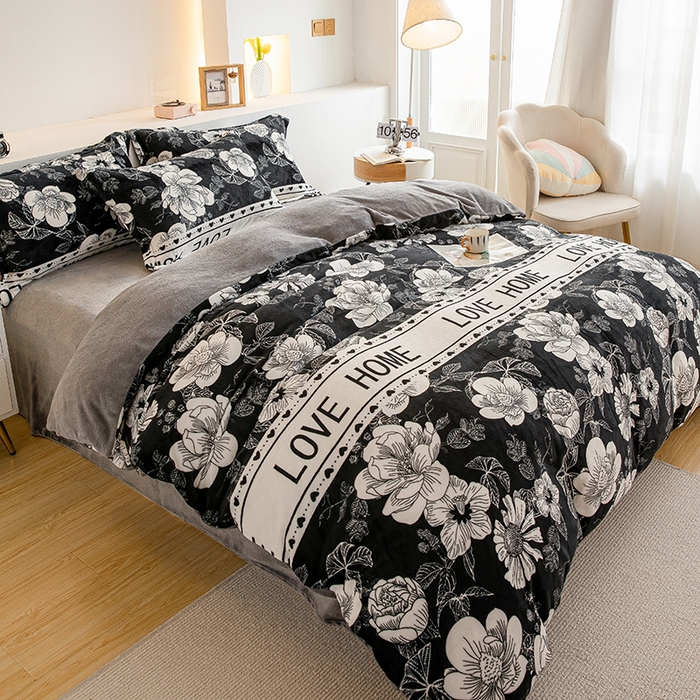 91家纺网 家纺一手货源 找家纺 宅部落 2025新款高克重牛奶绒四件套法莱绒三件套单被套 冬恋