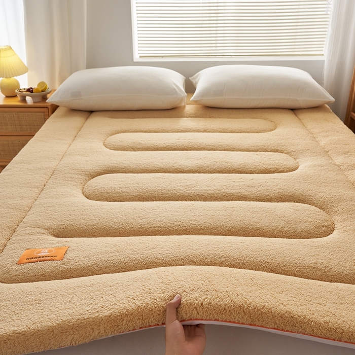 91家纺网 家纺一手货源 找家纺 2025新款加厚保暖羊羔绒加厚床褥床垫羊羔绒床垫-大床图 羊羔绒加厚床褥-咖色