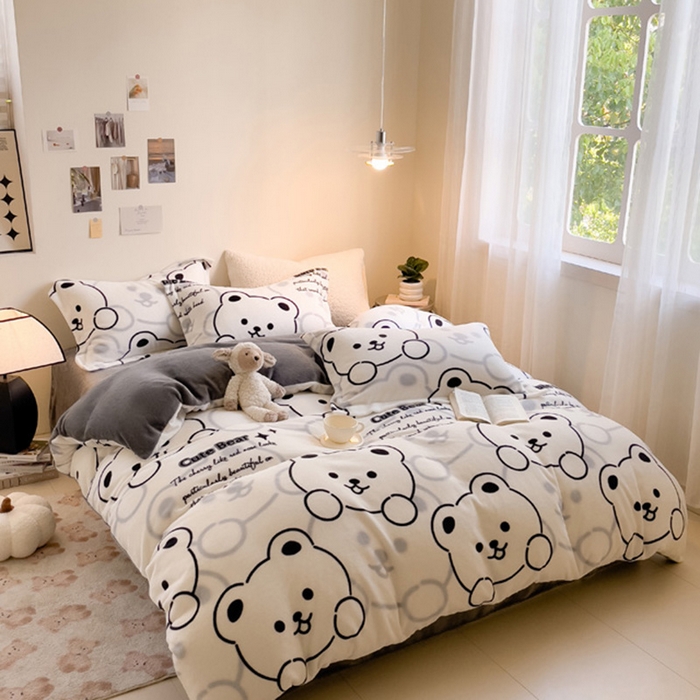 91家纺网 家纺一手货源 找家纺 宅部落 2025新款高克重牛奶绒四件套法莱绒三件套单被套 小熊熊