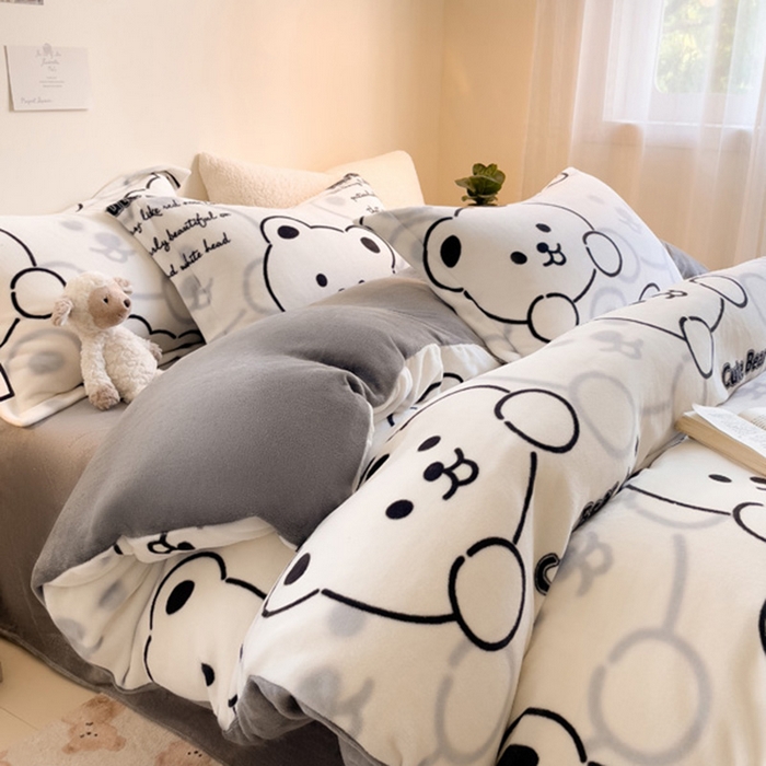 91家纺网 家纺一手货源 找家纺 宅部落 2025新款高克重牛奶绒四件套法莱绒三件套单被套 小熊熊