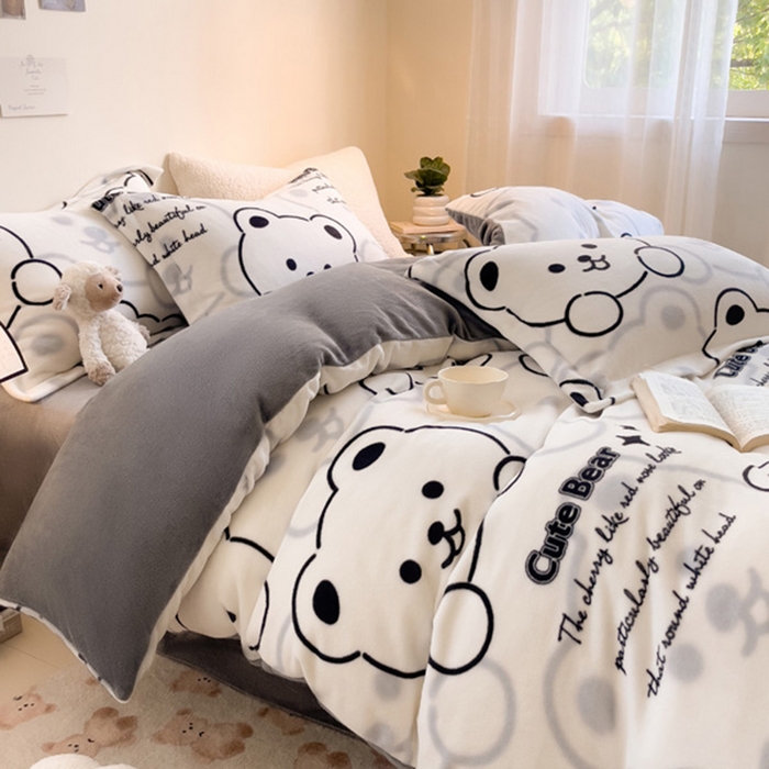 91家纺网 家纺一手货源 找家纺 宅部落 2025新款高克重牛奶绒四件套法莱绒三件套单被套 小熊熊