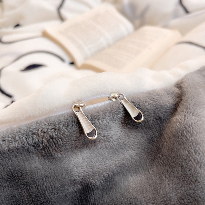 91家纺网 家纺一手货源 找家纺 宅部落 2025新款高克重牛奶绒四件套法莱绒三件套单被套 小熊熊