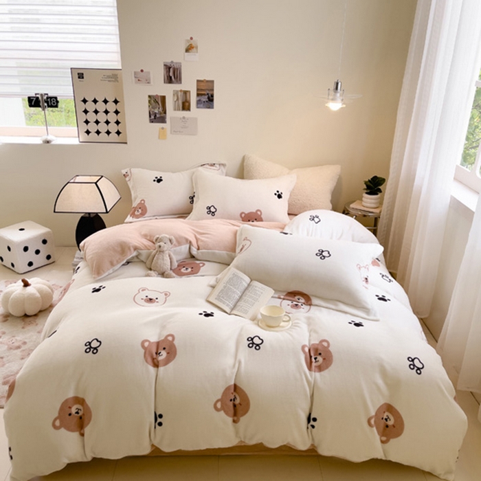 宅部落 2025新款高克重牛奶绒四件套法莱绒三件套单被套 熊的脚印