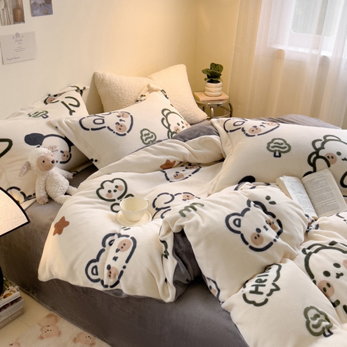 91家纺网 家纺一手货源 找家纺 宅部落 2025新款高克重牛奶绒四件套法莱绒三件套单被套 欢乐伙伴