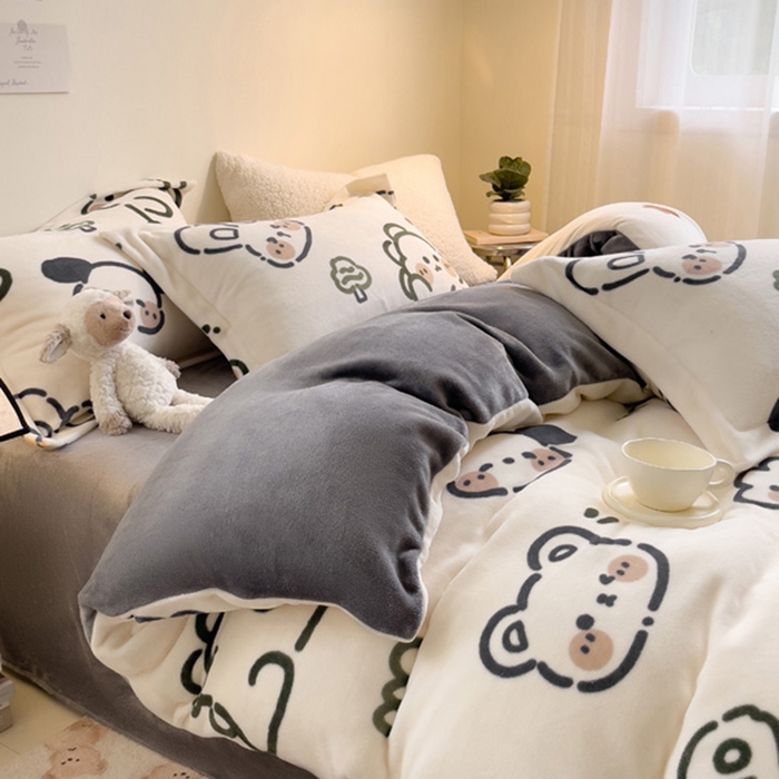 91家纺网 家纺一手货源 找家纺 宅部落 2025新款高克重牛奶绒四件套法莱绒三件套单被套 欢乐伙伴