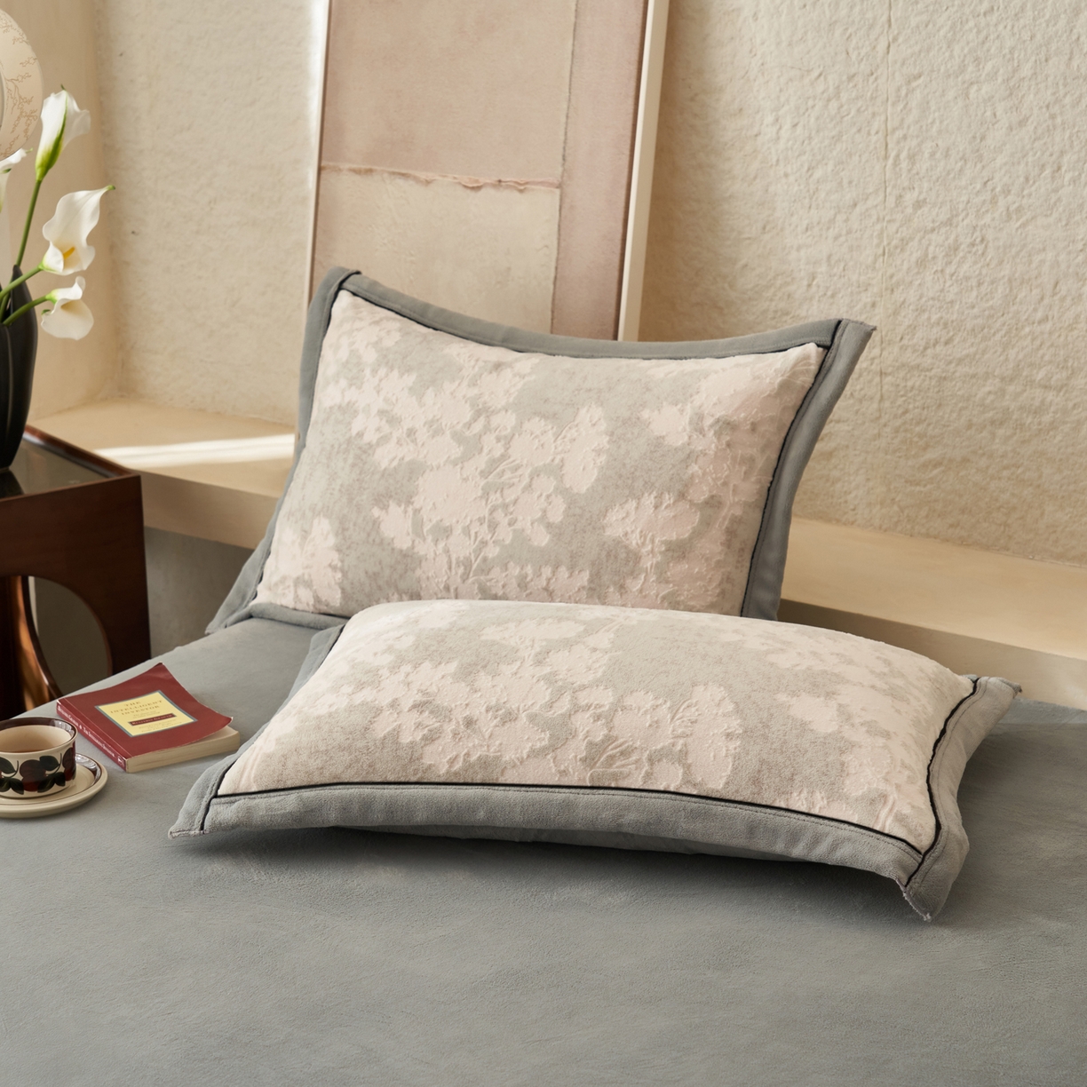 91家纺网 家纺一手货源 找家纺 寐绸家纺 2025秋冬新款230g牛奶绒染色雕花四件套 雕花四件套-丛林意境