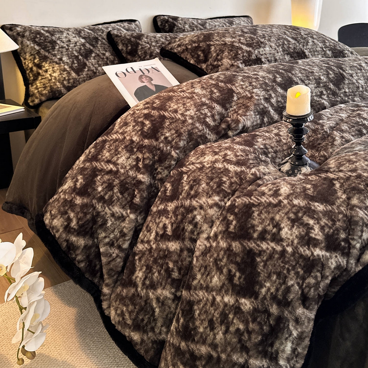 91家纺网 家纺一手货源 找家纺 梵克保罗 2025秋冬新款加厚8斤包边款美拉德仿兔毛皮草牛奶绒四件套 美拉德包边款-绿野仙踪