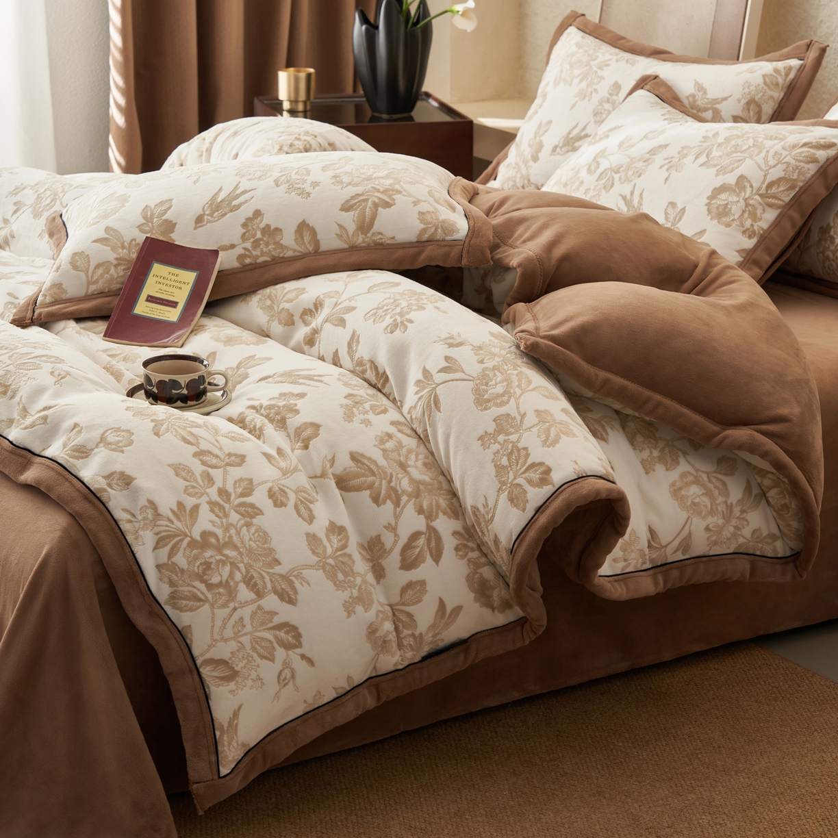 91家纺网 家纺一手货源 找家纺 寐绸家纺 2025秋冬新款230g牛奶绒染色雕花四件套 雕花四件套-玛雅