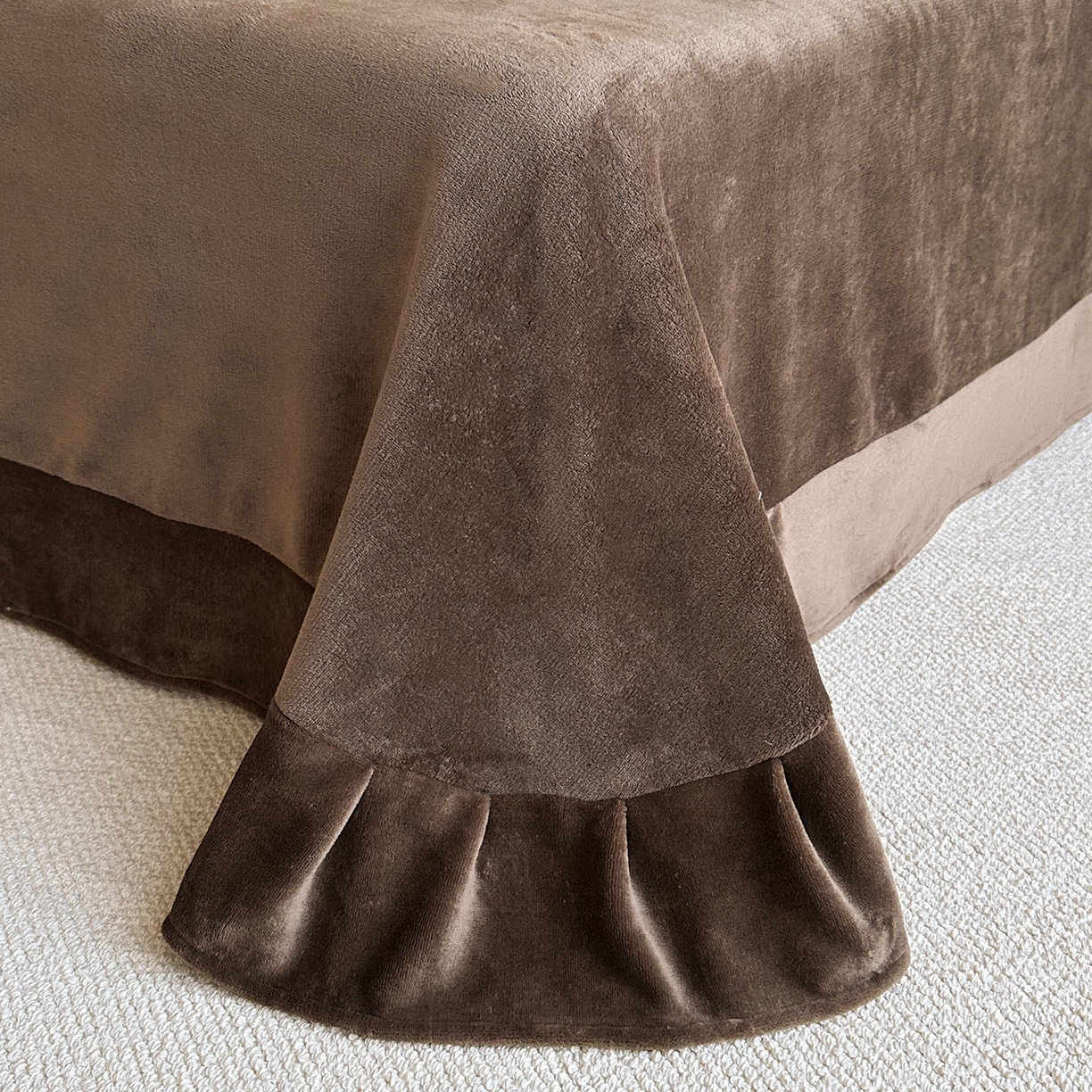 91家纺网 家纺一手货源 找家纺 梵克保罗 2025秋冬新款加厚8斤包边款美拉德仿兔毛皮草牛奶绒四件套 美拉德包边款-魅影