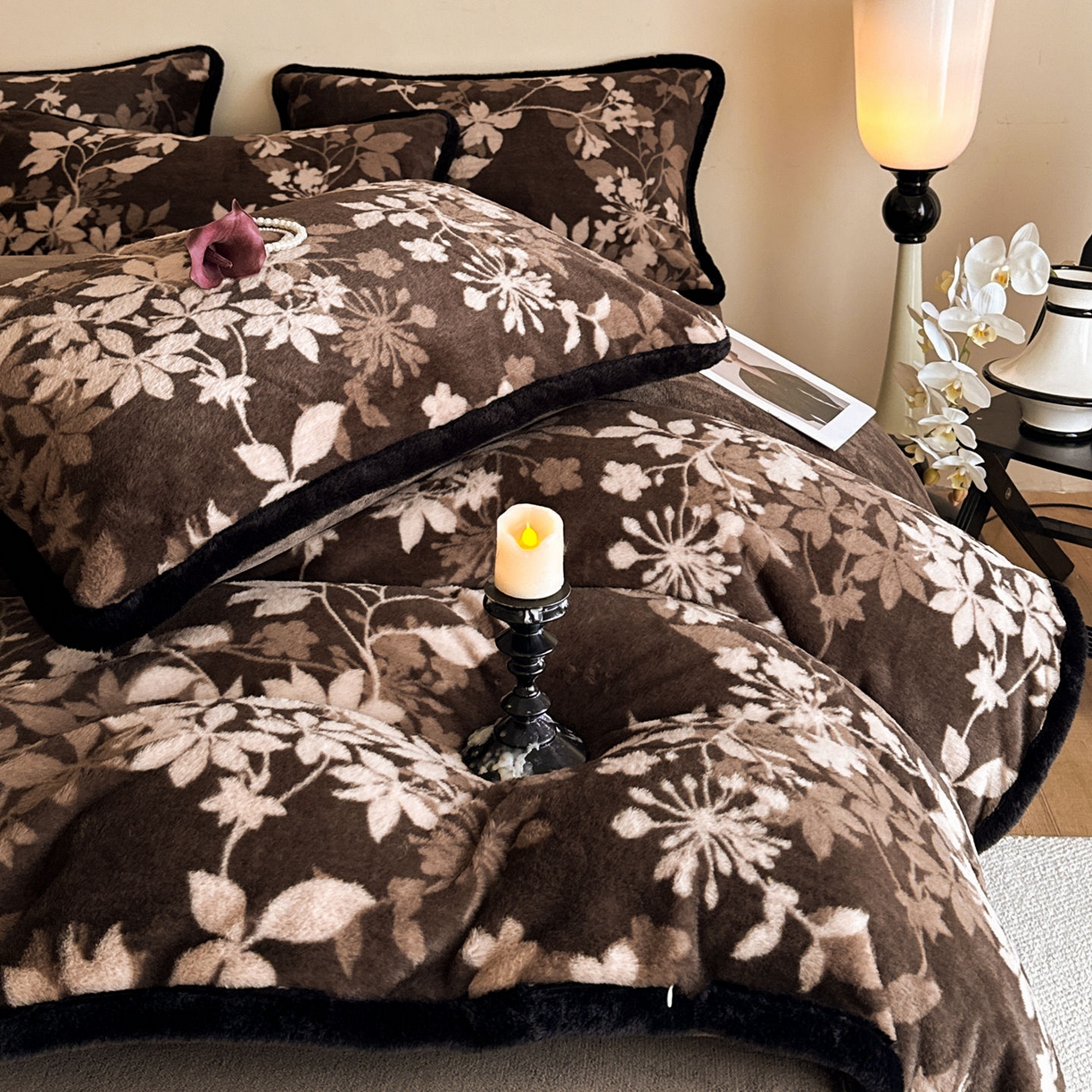 91家纺网 家纺一手货源 找家纺 梵克保罗 2025秋冬新款加厚8斤包边款美拉德仿兔毛皮草牛奶绒四件套 美拉德包边款-莫奈花园