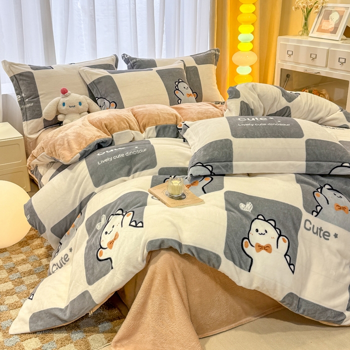 91家纺网 家纺一手货源 找家纺 （总）宅部落 2025新款高克重牛奶绒卡通印花单被套