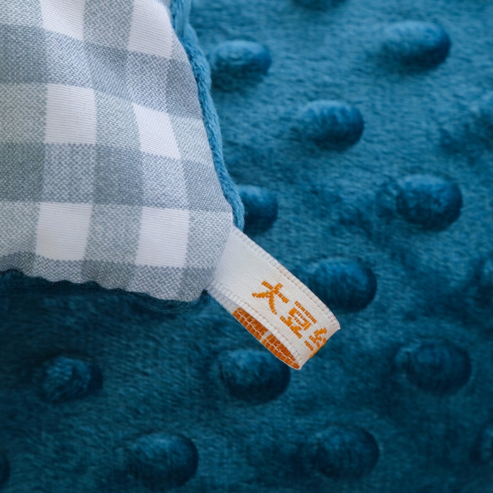 91家纺网 家纺一手货源 找家纺 乐沐 2025新款A类水洗棉双层纱豆豆绒被芯 克洛迪雅-蓝