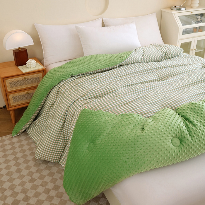 91家纺网 家纺一手货源 找家纺 乐沐 2025新款A类水洗棉双层纱豆豆绒被芯 克洛迪雅-绿