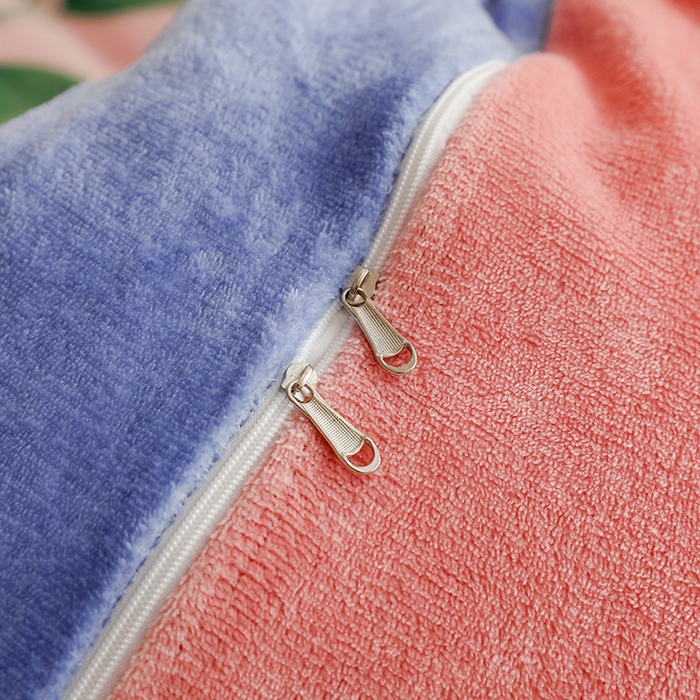 91家纺网 家纺一手货源 找家纺 宅部落 2025新款高克重牛奶绒卡通印花单被套 蘑菇小屋