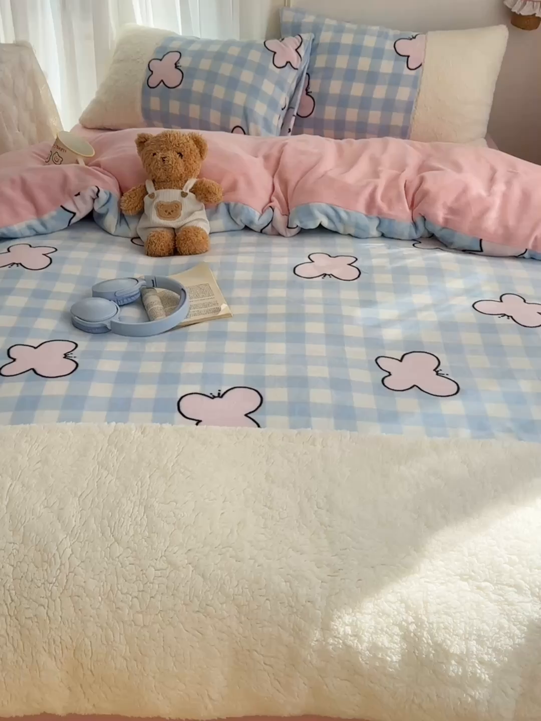 91家纺网 家纺一手货源 找家纺 （总）顾里家纺 2025新款ins韩风甜感羊羔拼接牛奶绒少女系四件套