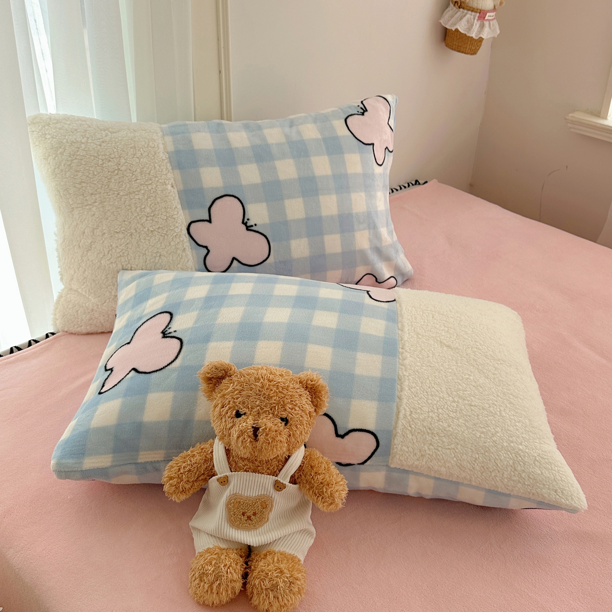 91家纺网 家纺一手货源 找家纺 （总）顾里家纺 2025新款ins韩风甜感羊羔拼接牛奶绒少女系四件套