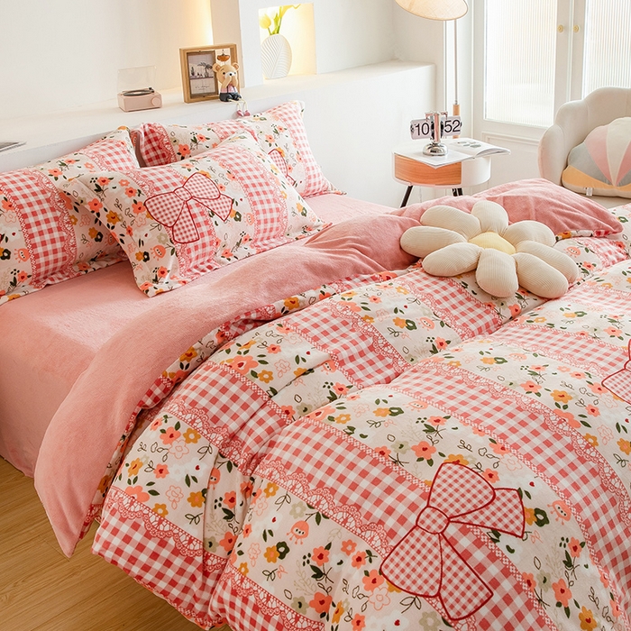 91家纺网 家纺一手货源 找家纺 宅部落 2025新款高克重牛奶绒卡通印花单被套 小时代